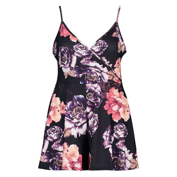 Plus Size Floral Romper - Picture 3 of 4